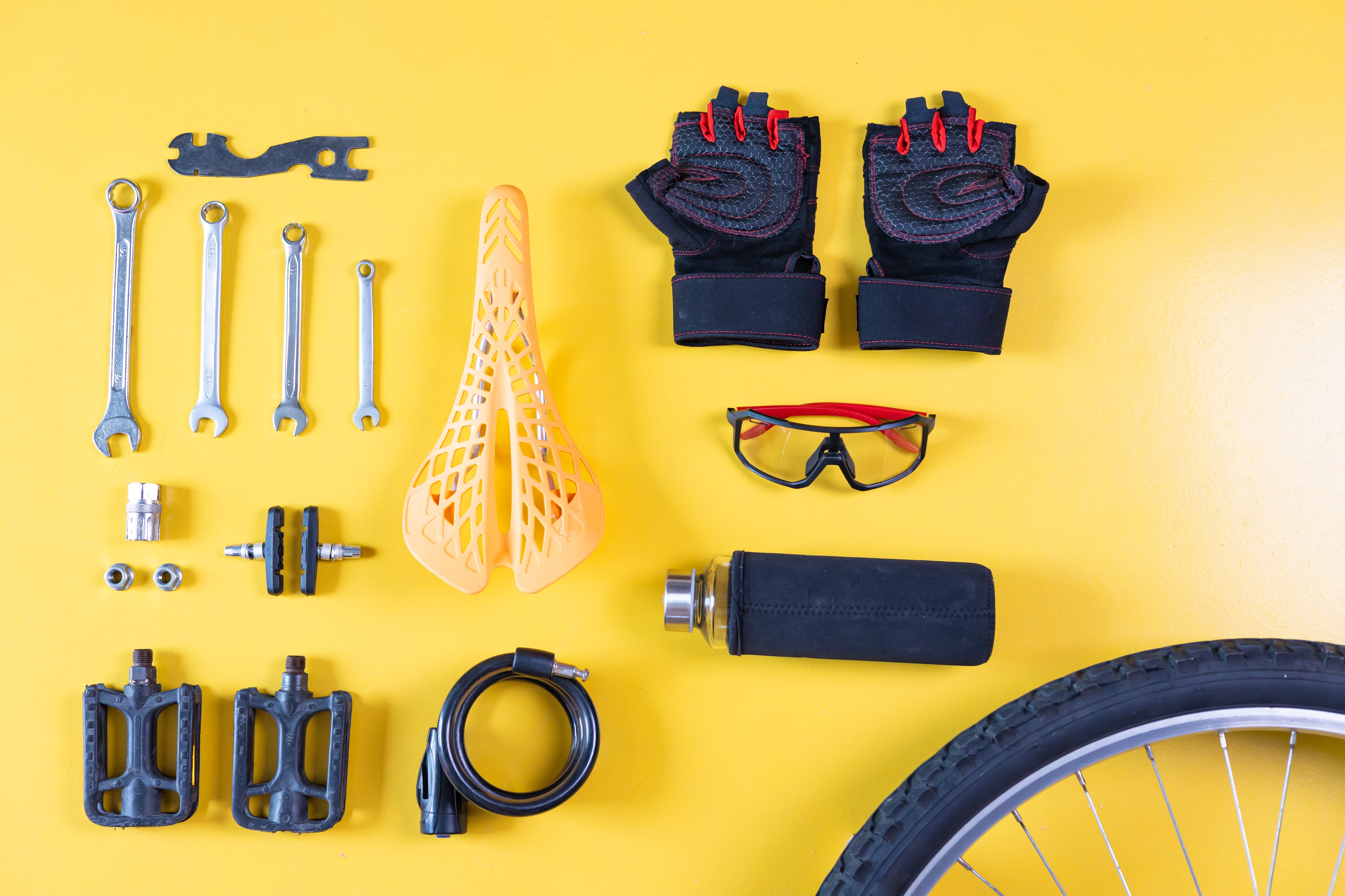 MTB repair tools and maintenance equipment